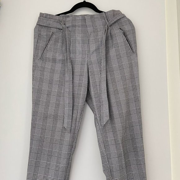 Zara Paperbag Checkered Pants - Picture 2 of 5